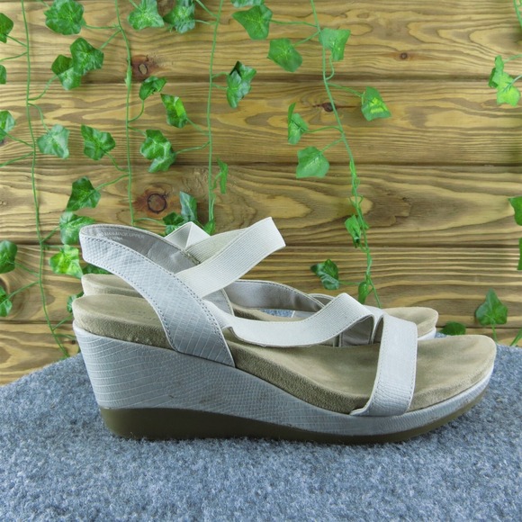 Wear. Ever. Gredda Women Strappy Sandal Shoes Gray Synthetic Size 7.5 Medium - Picture 4 of 9